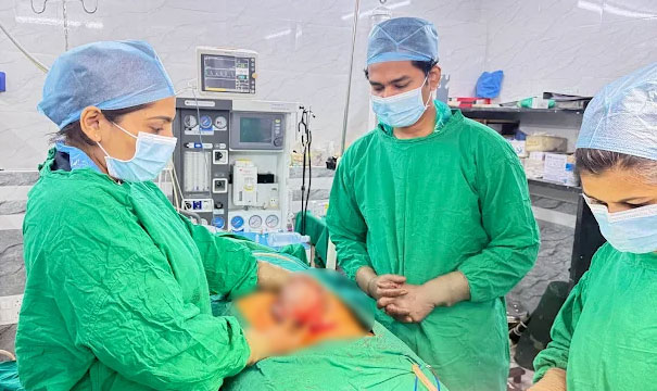 Dr Toral Patel